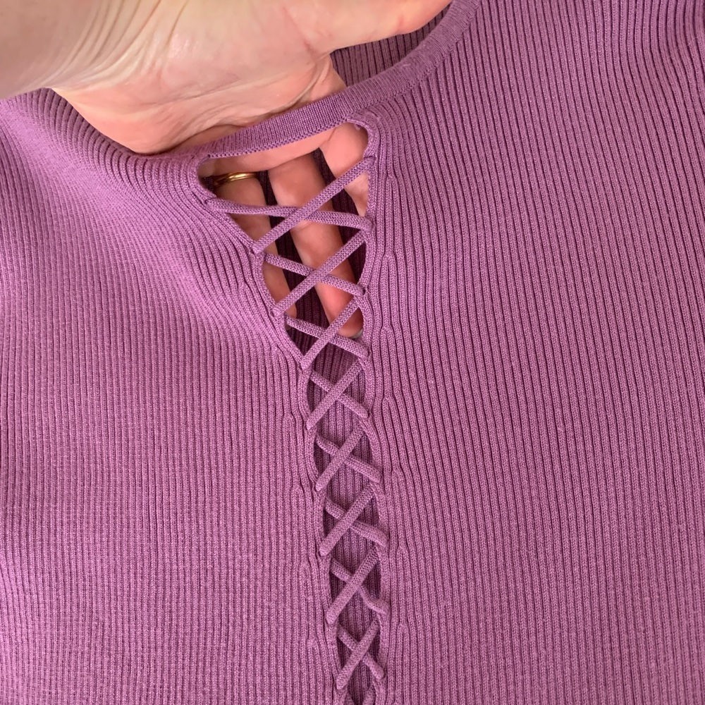 Top. Women’s StretchableTop